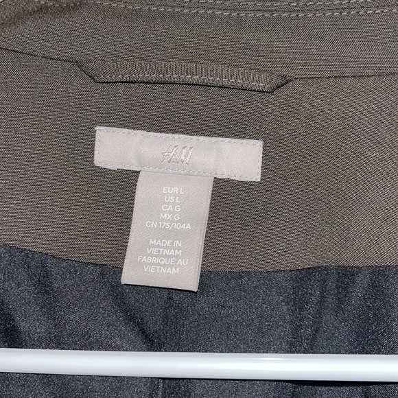 H&M - Picture 3 of 7